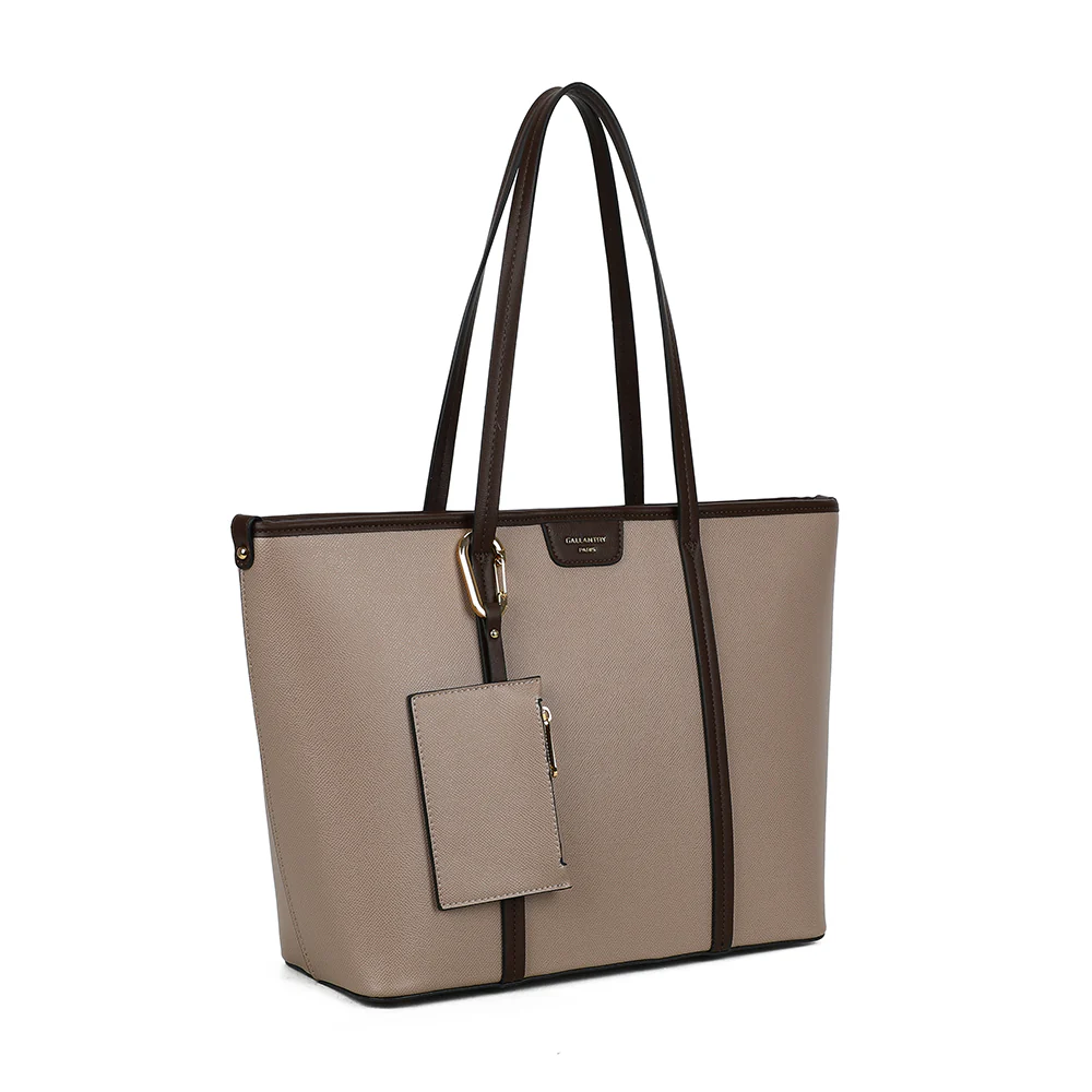 Aveline - Image 6