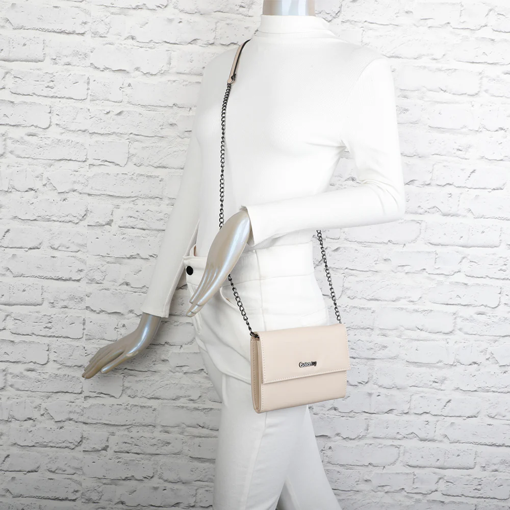 Lina - Image 12