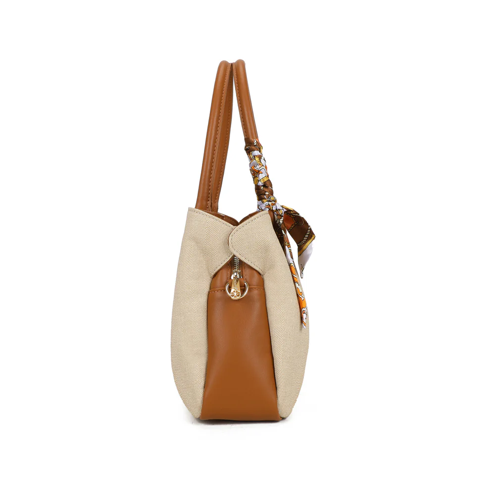 Mademoiselle Canvas - Image 8