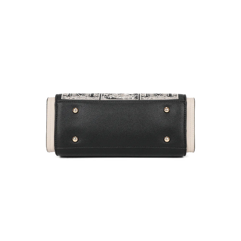 Margaux - Image 7