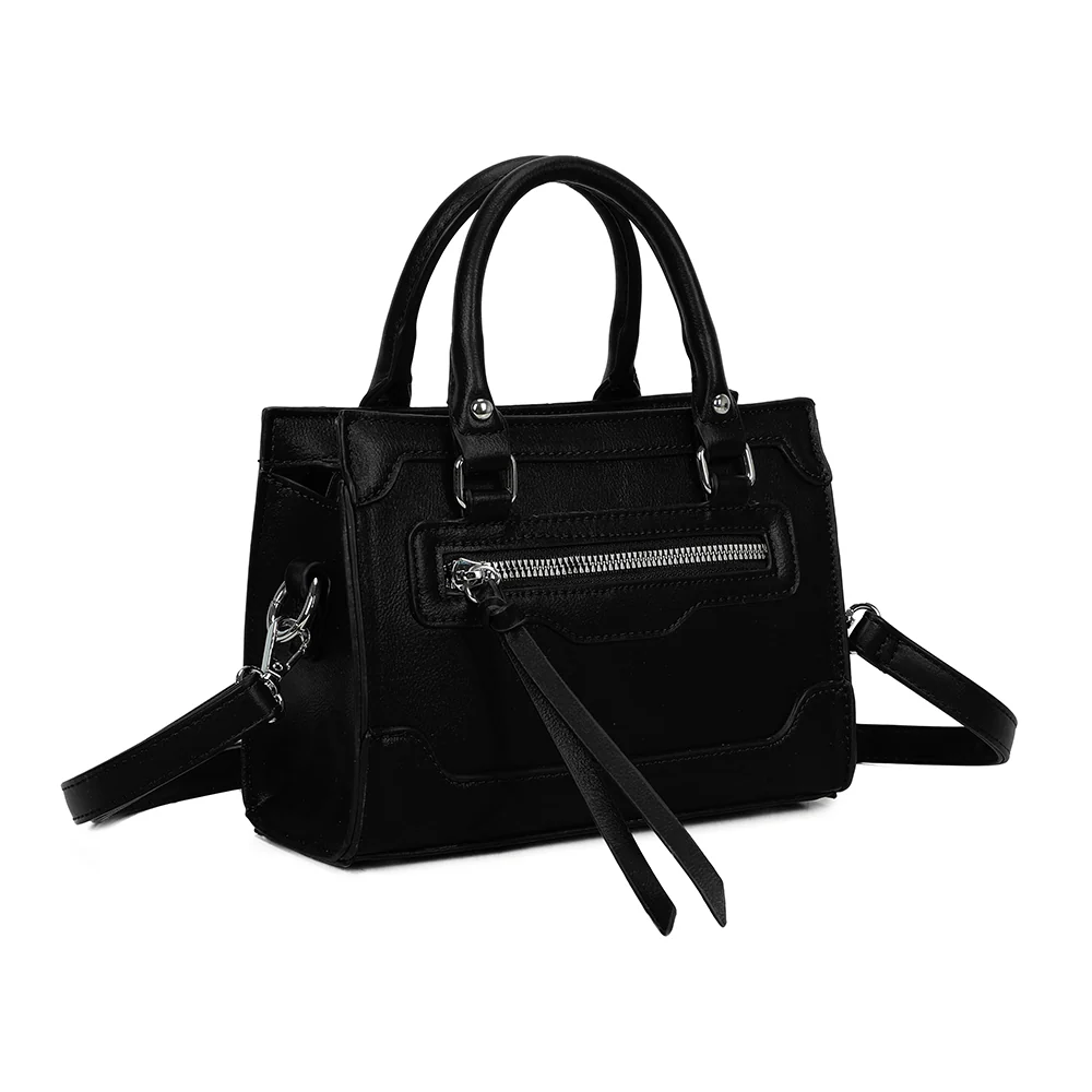 Minimal Chic - Image 13