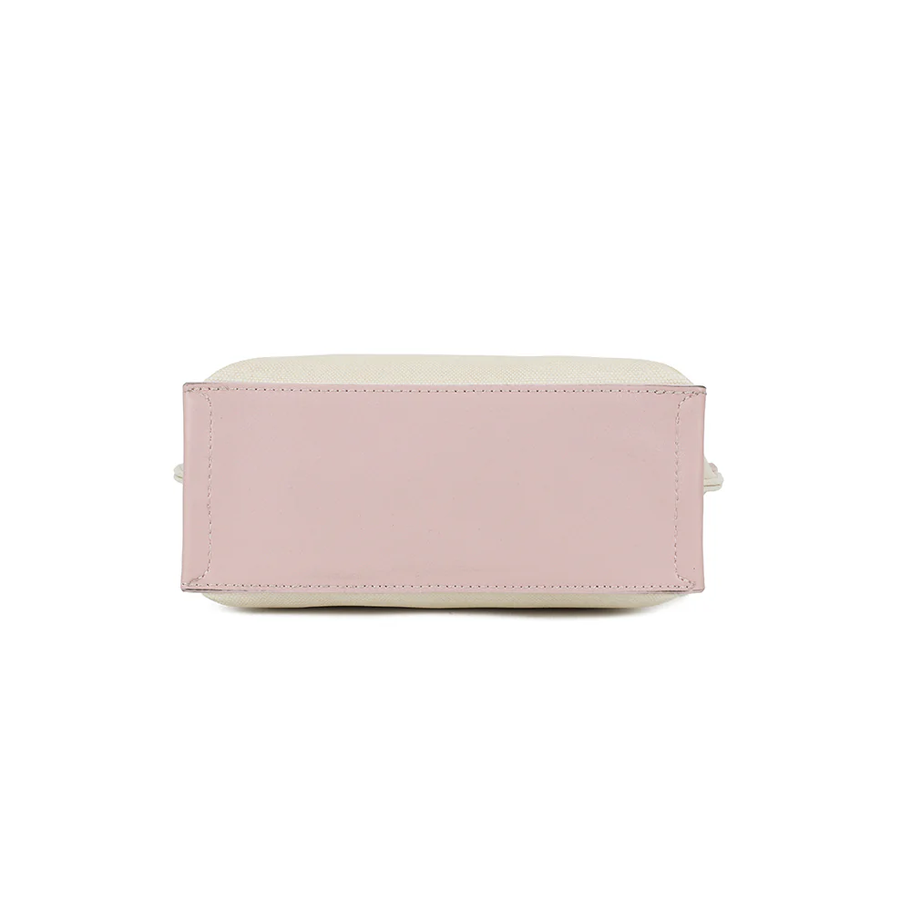 Nude Canvas - Image 12